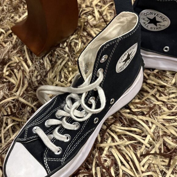 Converse Run Star Hike Platform Sneaker - Picture 3 of 4